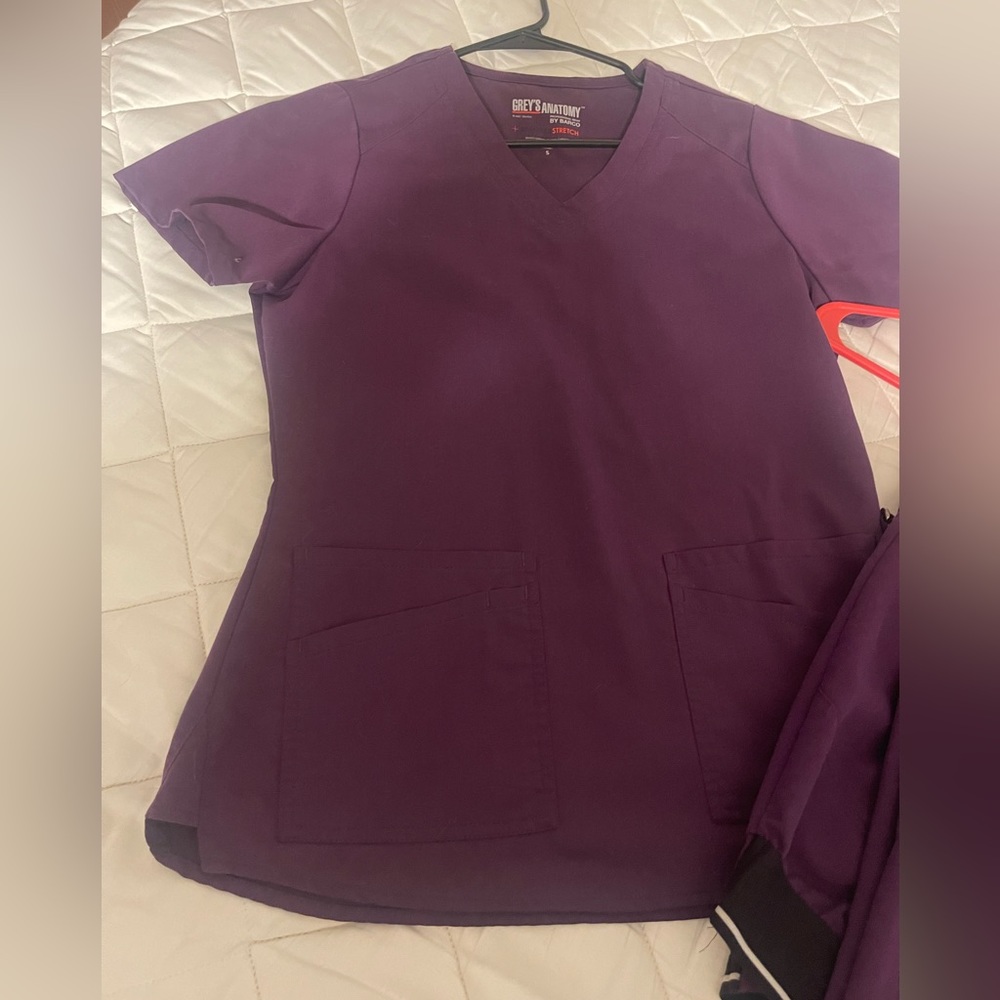 Greys Anatomy scrub set